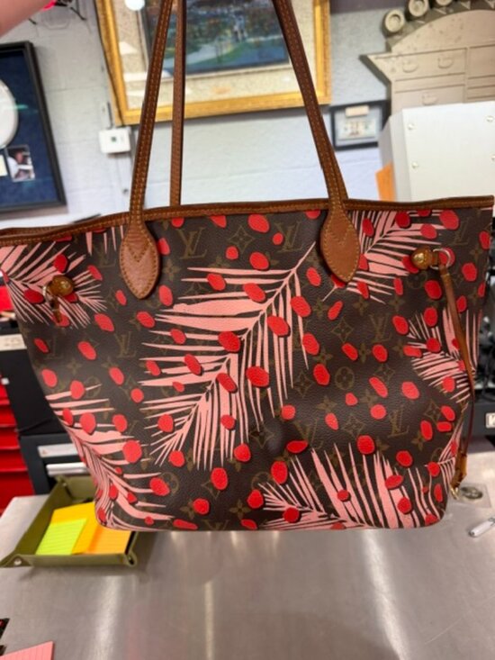 Louis Vuitton Handbags - Louis Vuitton Neverfull MM Monogram Jungle Dot Tote Bag Purse